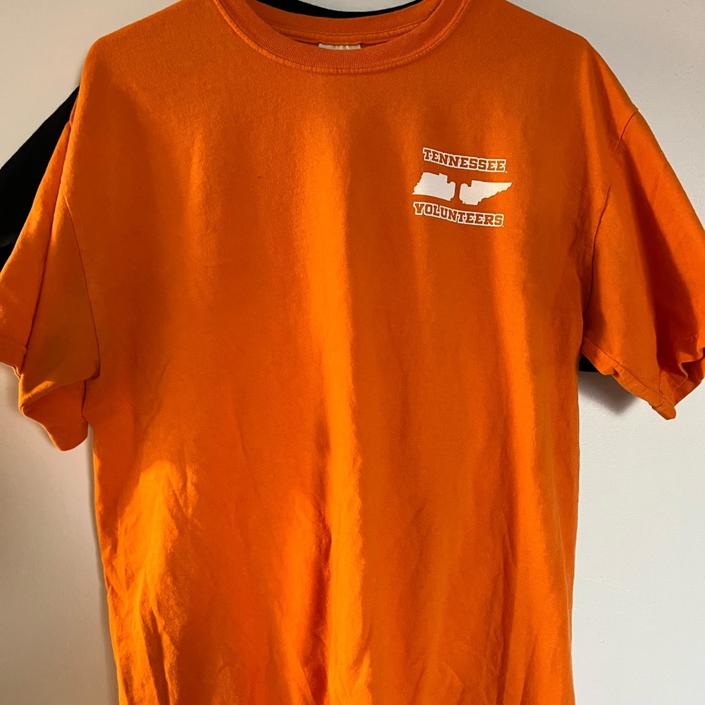 Comfort colors Tennessee Volunteers t shirt.